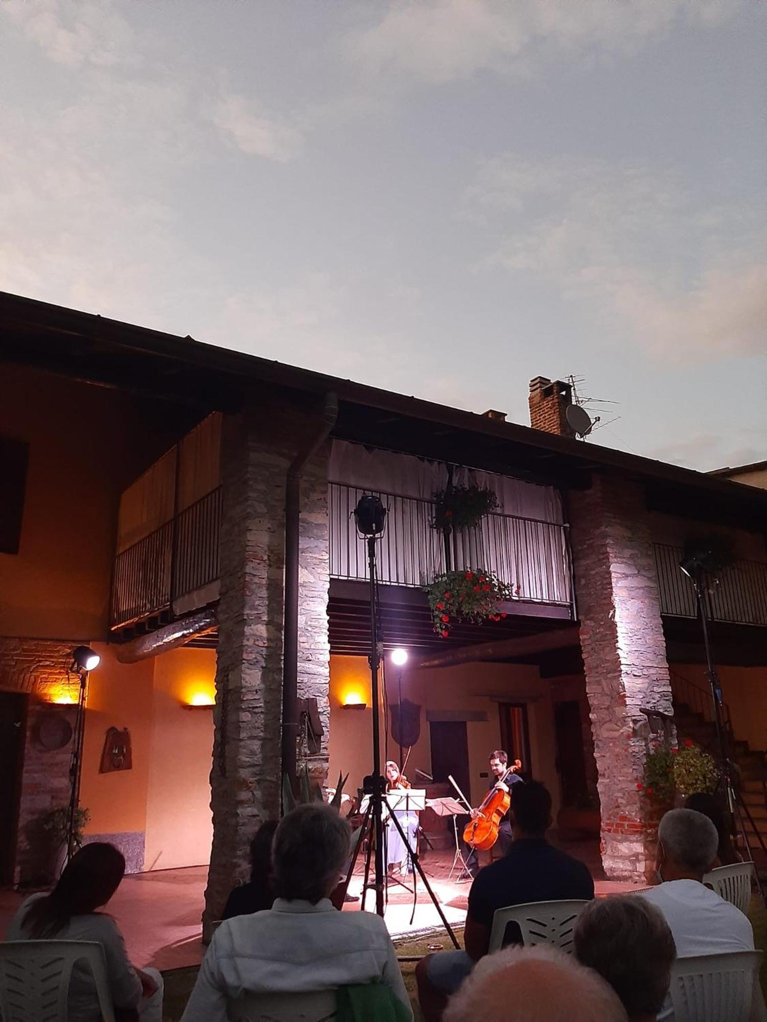B&B Al Castello Casale Litta エクステリア 写真