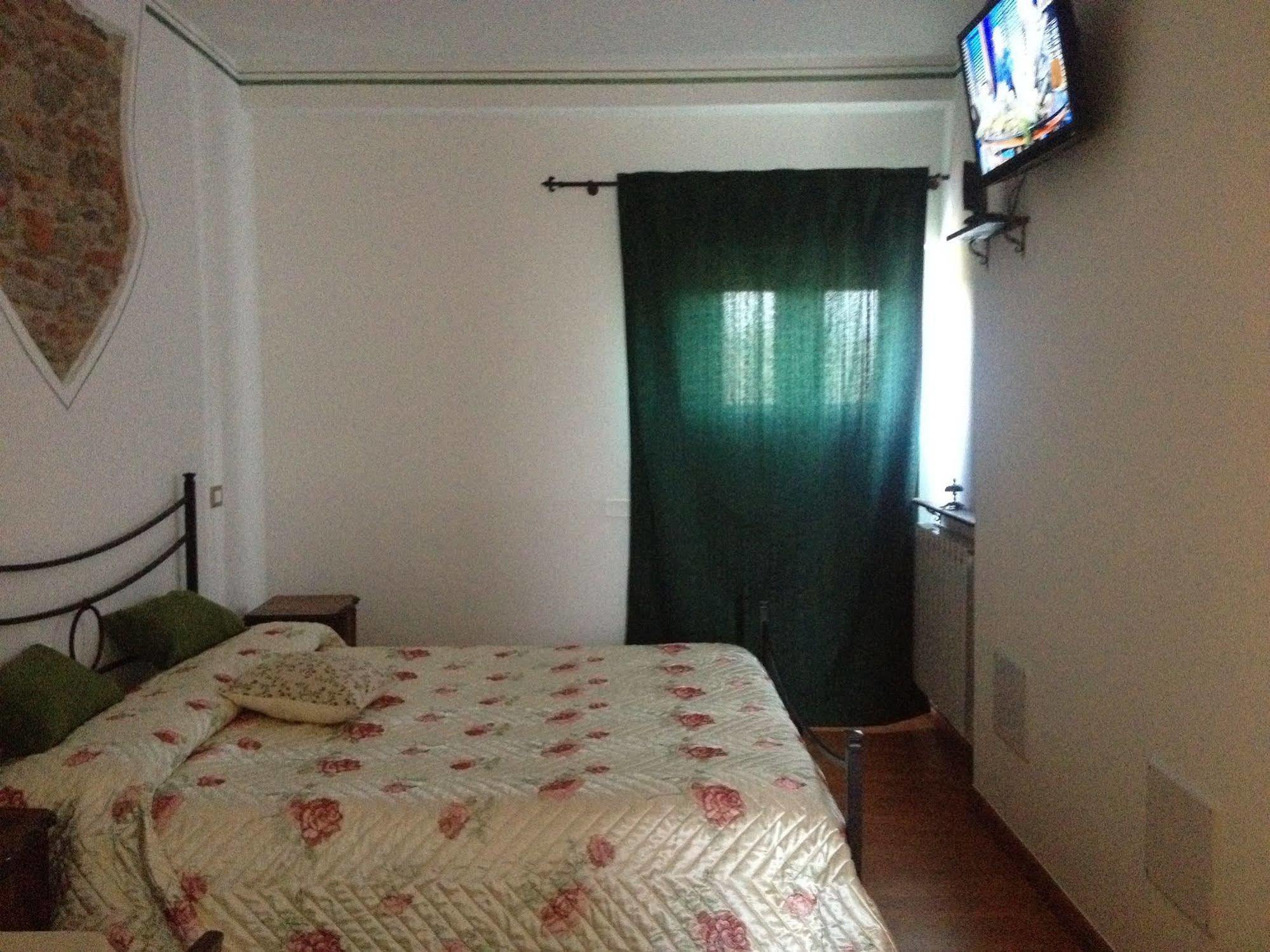 B&B Al Castello Casale Litta エクステリア 写真
