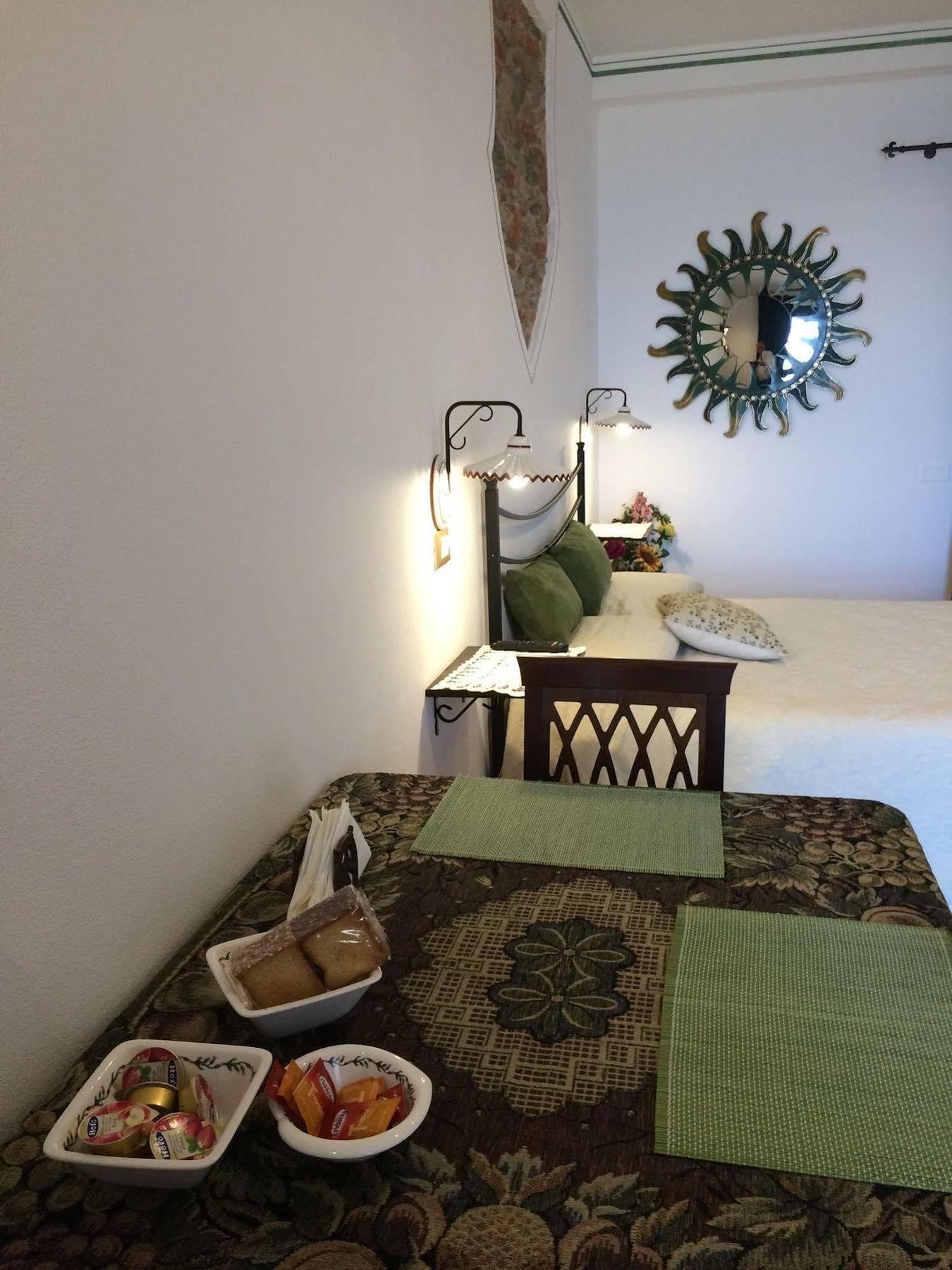 B&B Al Castello Casale Litta エクステリア 写真