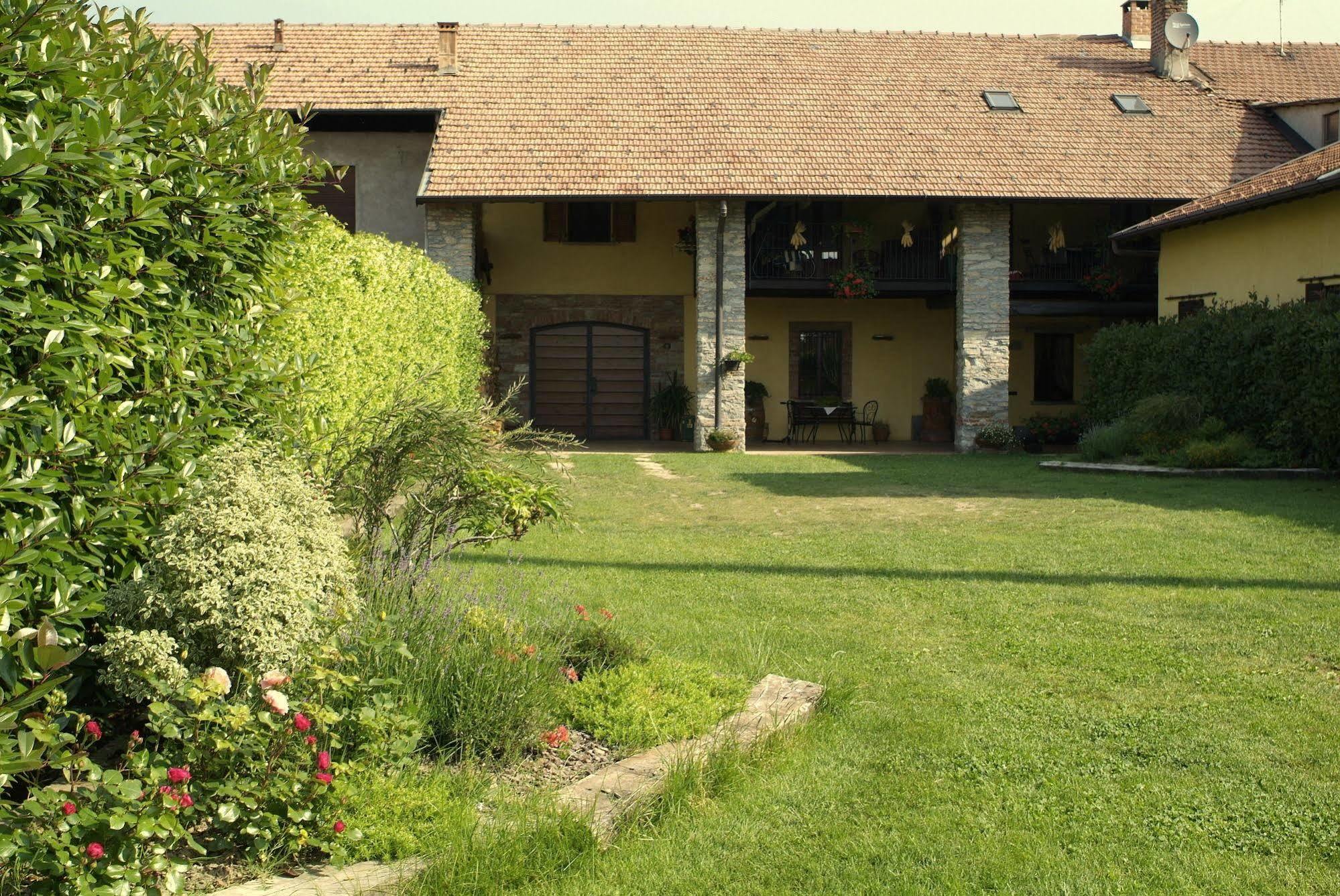 B&B Al Castello Casale Litta エクステリア 写真